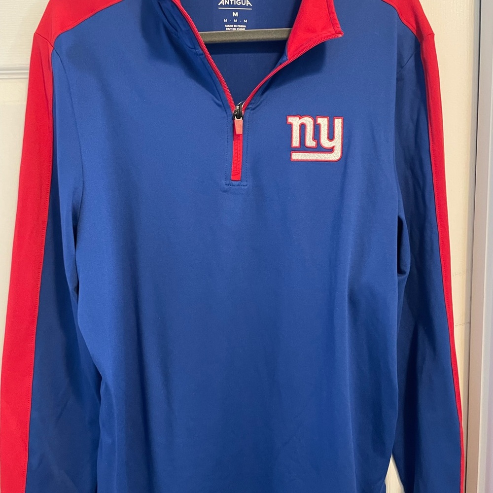 NWT New York Giants long sleeve dry fit shirt.